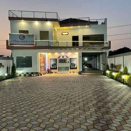 Sumedha G Village Resort And Spa Raiwala 外观 照片