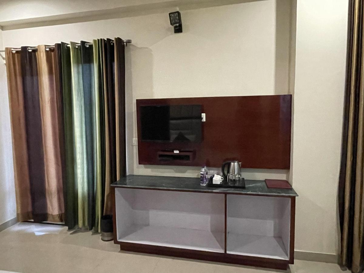 Sumedha G Village Resort And Spa Raiwala 外观 照片